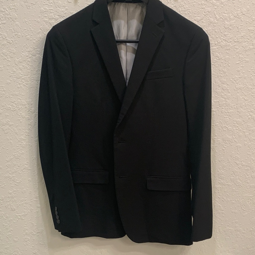 jf j.ferrar Men's Black Two-Button Suit Jacket